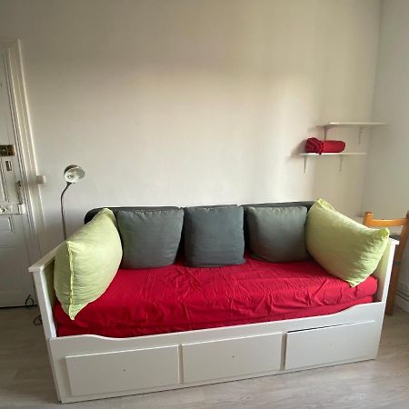Petit Studio Confortable Pour Deux Personnes - 037 Rouen Luaran gambar